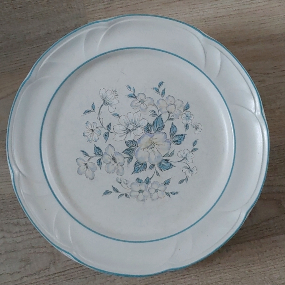 Ashberry dinner plates 6pce